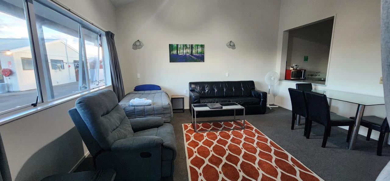 Acorn Estate Motel Masterton Εξωτερικό φωτογραφία