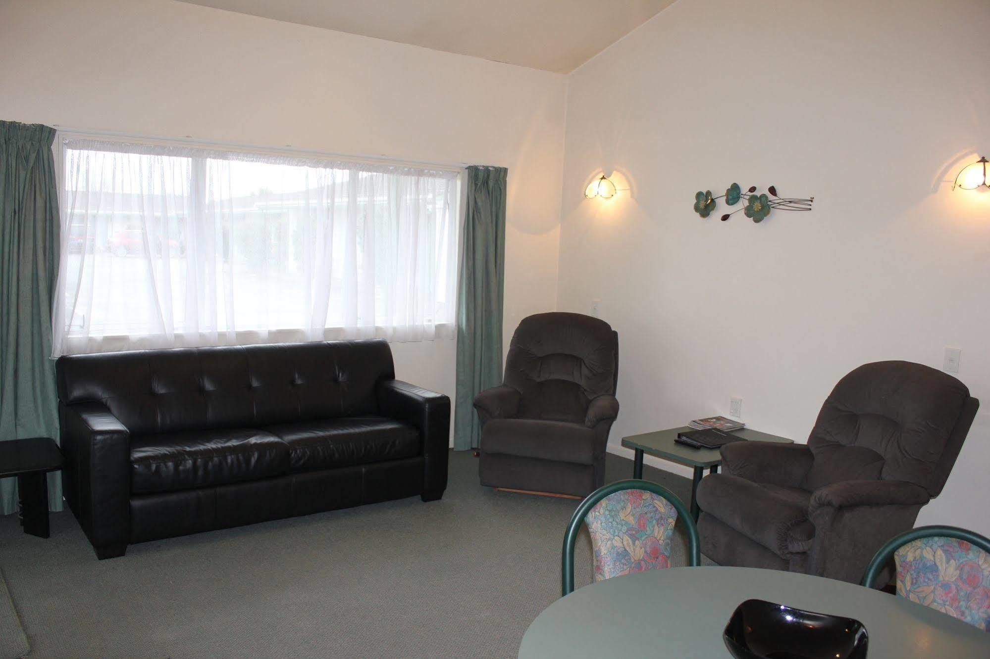 Acorn Estate Motel Masterton Εξωτερικό φωτογραφία